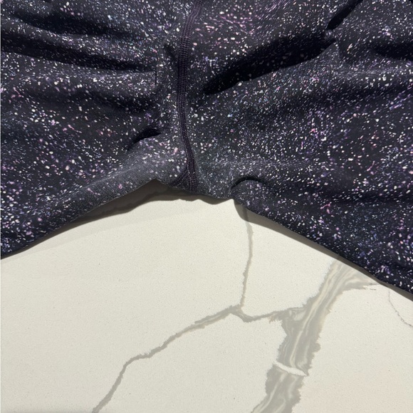 Lululemon Women’s Leggings 12 - Picture 3 of 6